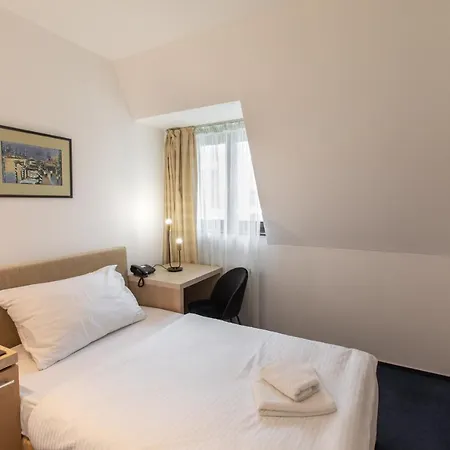 Nečas Hotel
