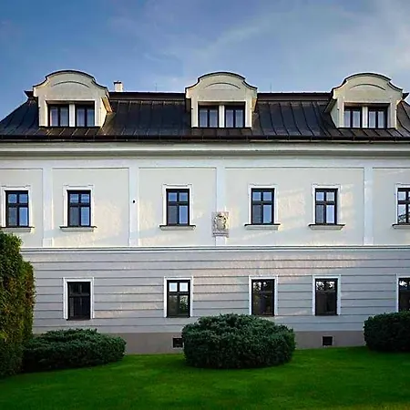 Necas Hotel 4*